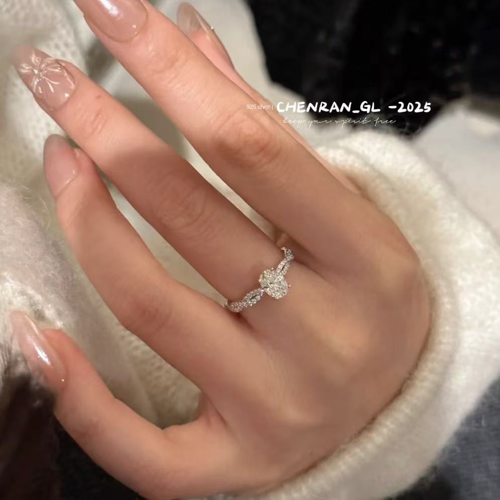 S925 silver “Rotating Ballet” pigeon egg high-carbon diamond ring