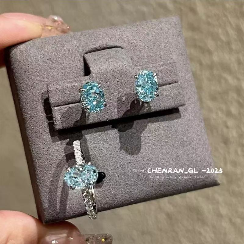 S925 silver high carbon diamond 6*8mm earrings