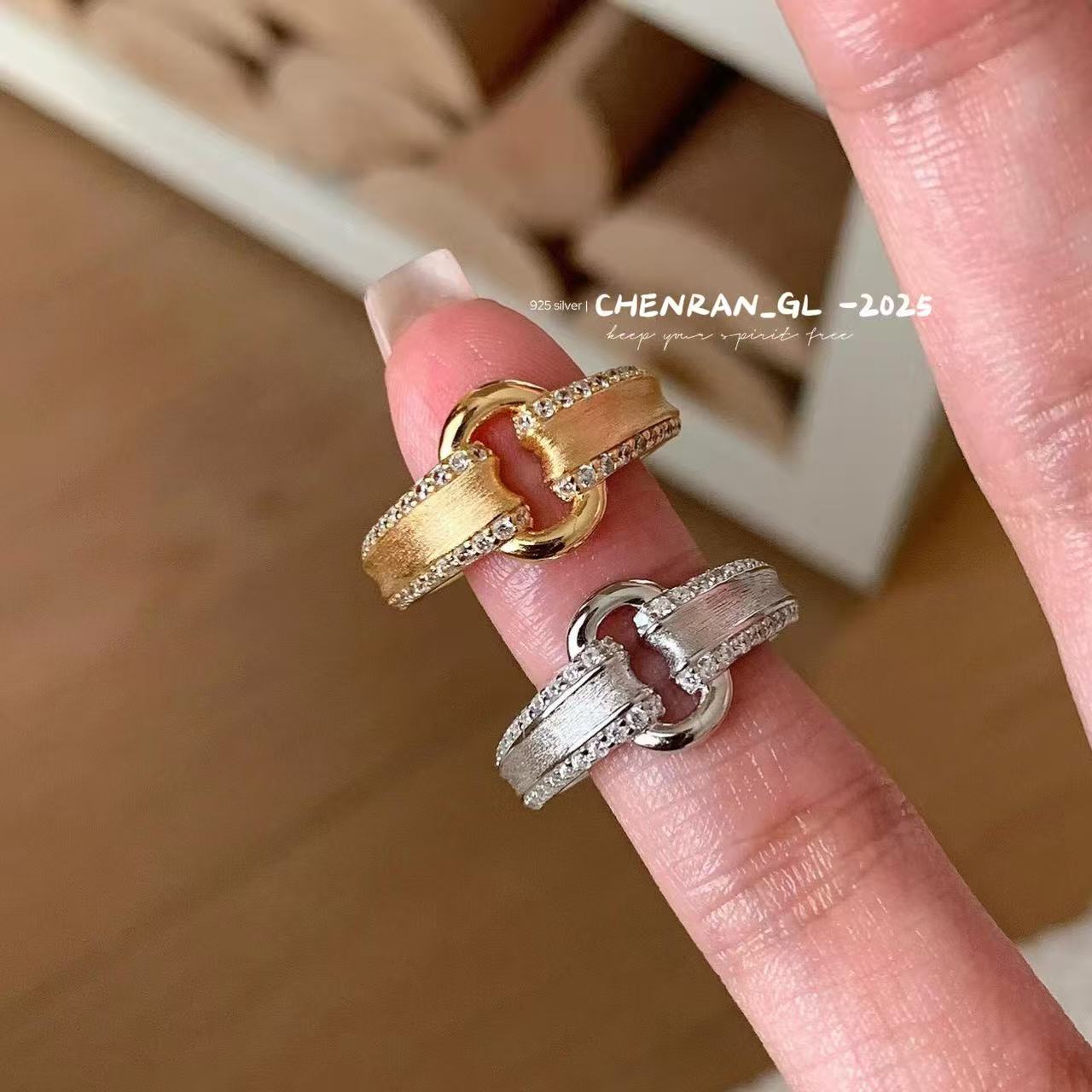 S925 silver o-clasp brushed ring