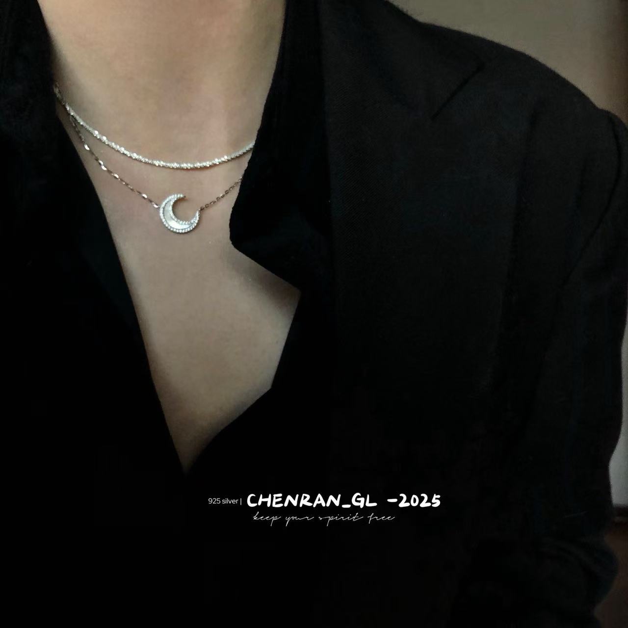 S925 silver white mother-of-pearl crescent necklace