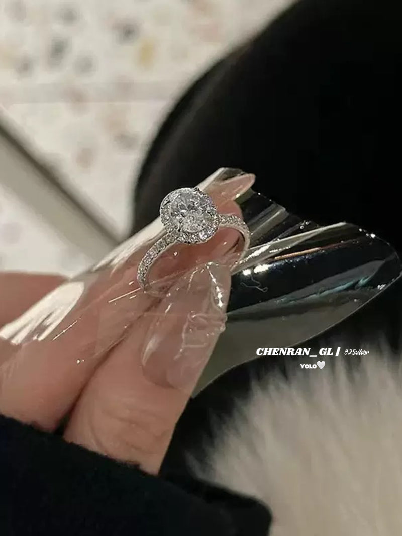 S925 silver 7*9 oval white diamond ring