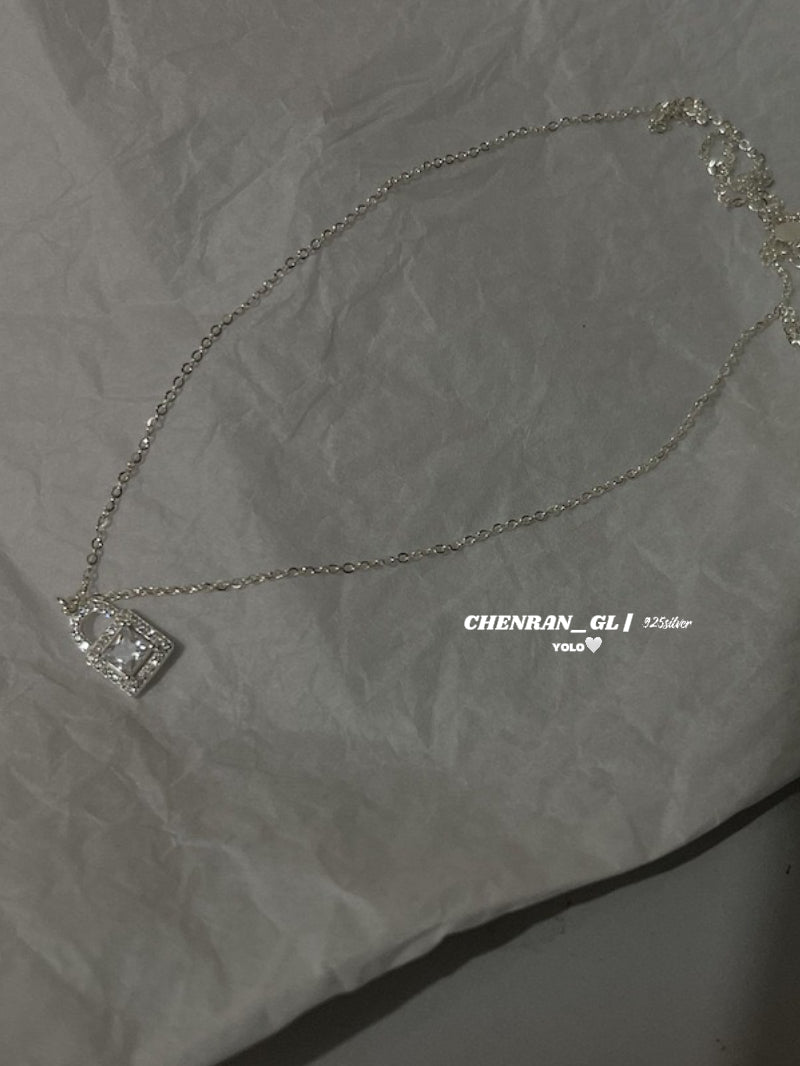 S925 silver light luxury mini diamond-encrusted lock necklace