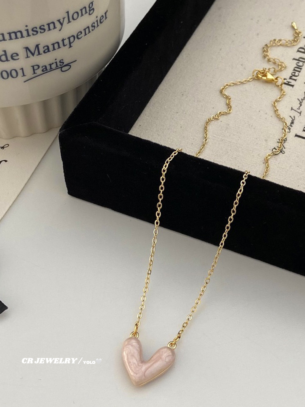 Heart-shaped drip glaze necklace