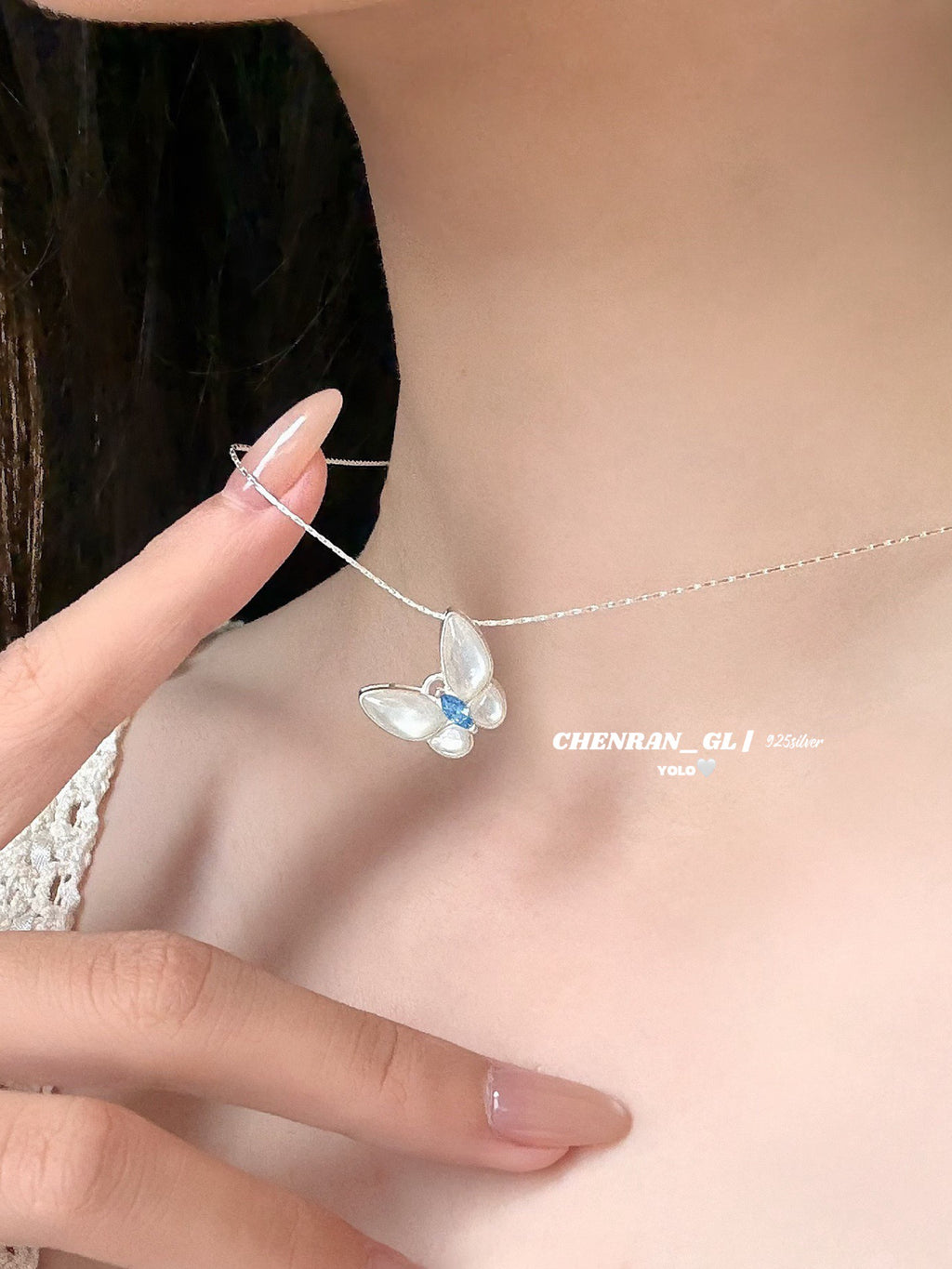 S925 silver butterfly blue diamond necklace