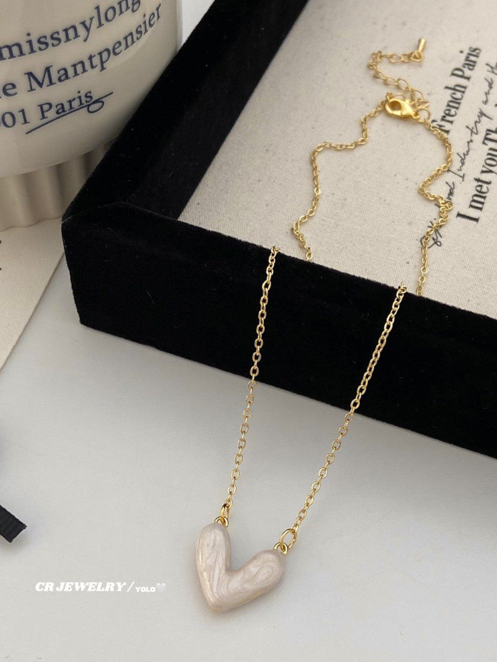 Heart-shaped drip glaze necklace