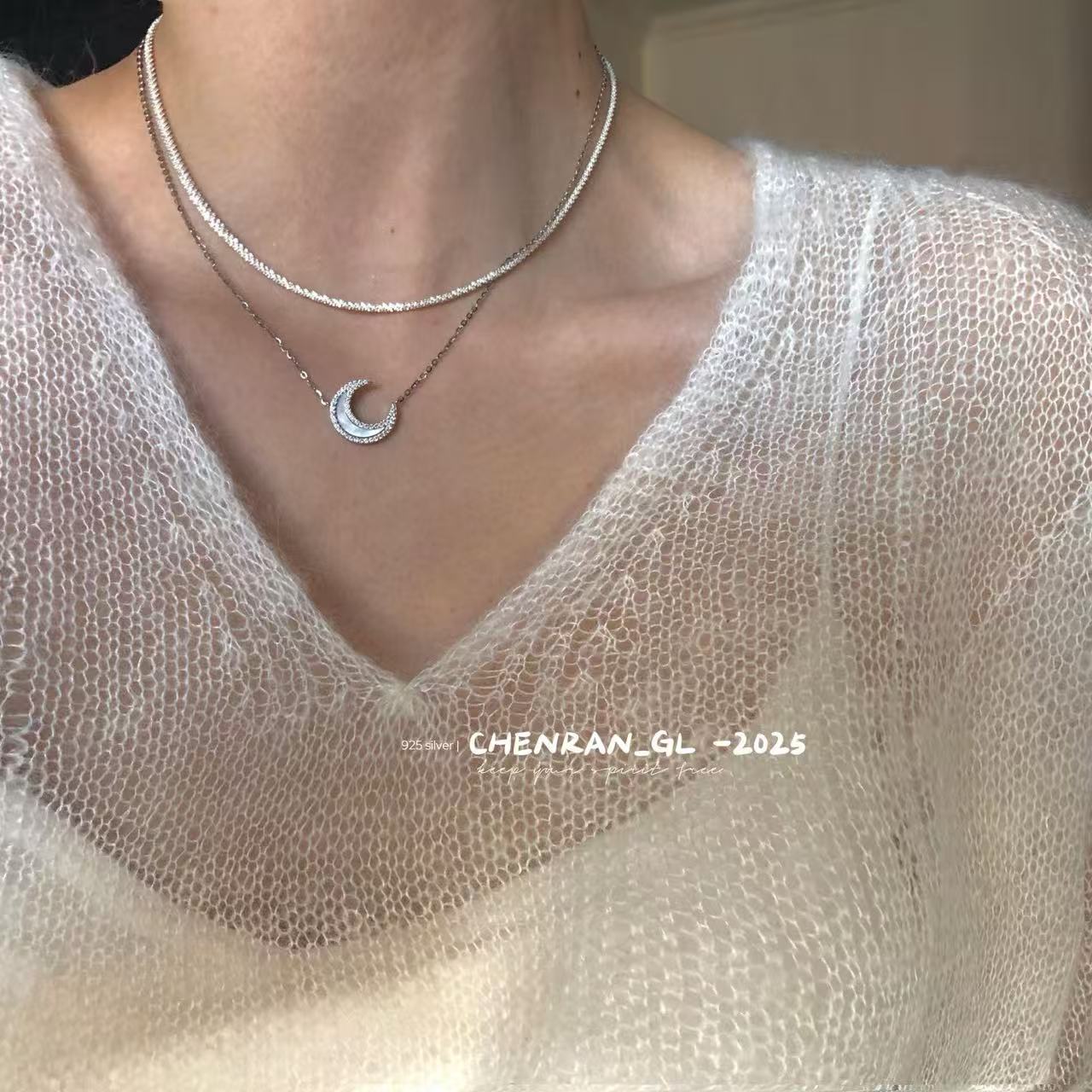 S925 silver white mother-of-pearl crescent necklace